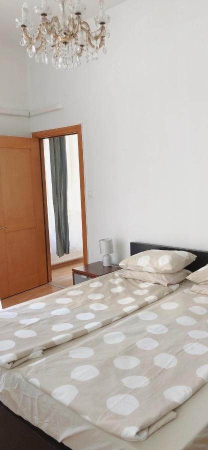 W&B Elegant Apartment Near the Zsinagógák Budapest Exterior foto